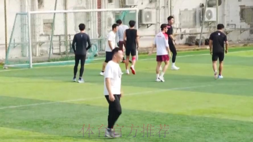 国家现代五项队广东湛江开启冬训 国家现代五项队广东湛江开启冬训